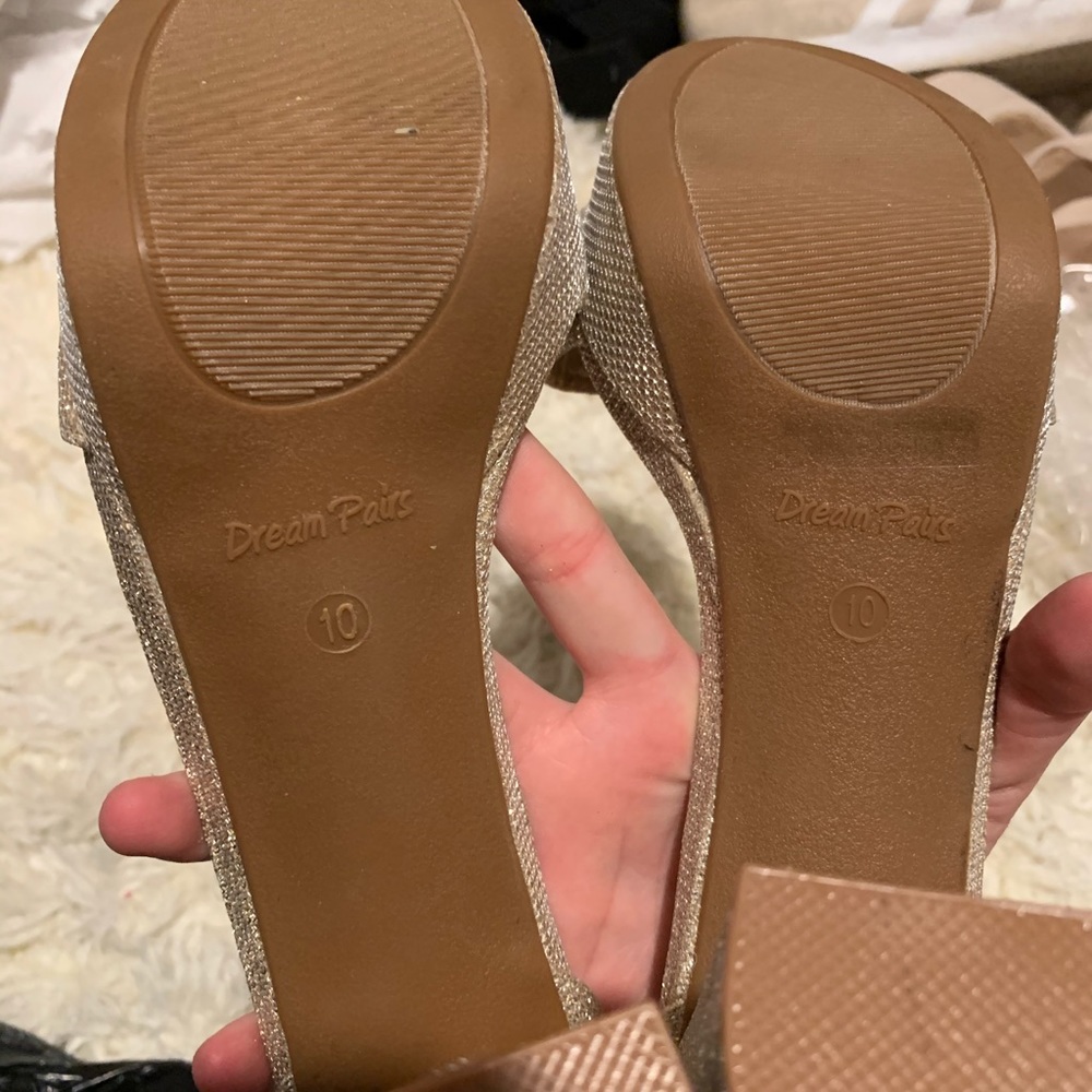 Gold Heels - Picture 5 of 5
